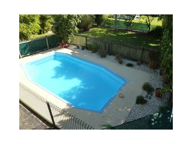 10 Demaine Street, Maryborough QLD 4650