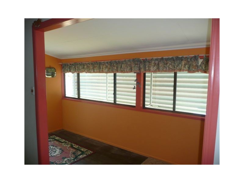 92 Arnaud Street, Granville QLD 4650
