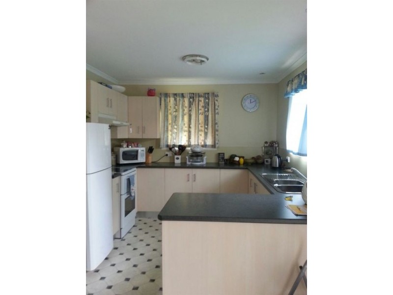 2/165 Ferry St, Maryborough QLD 4650