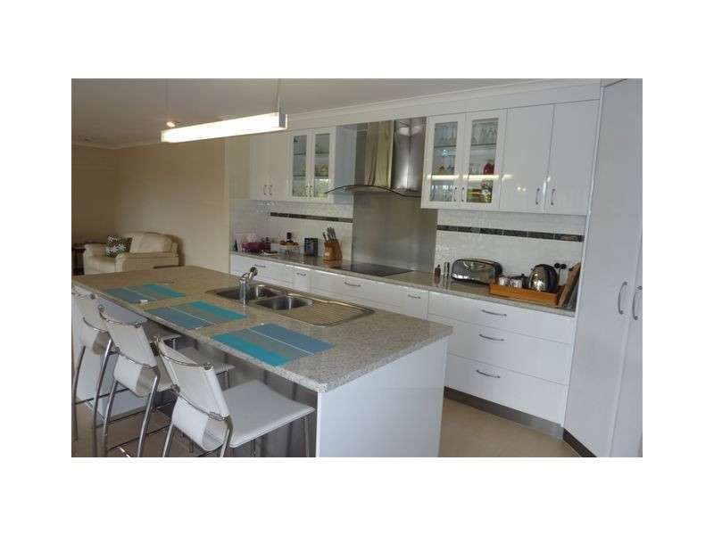 7 Sims Road North, Oakhurst QLD 4650