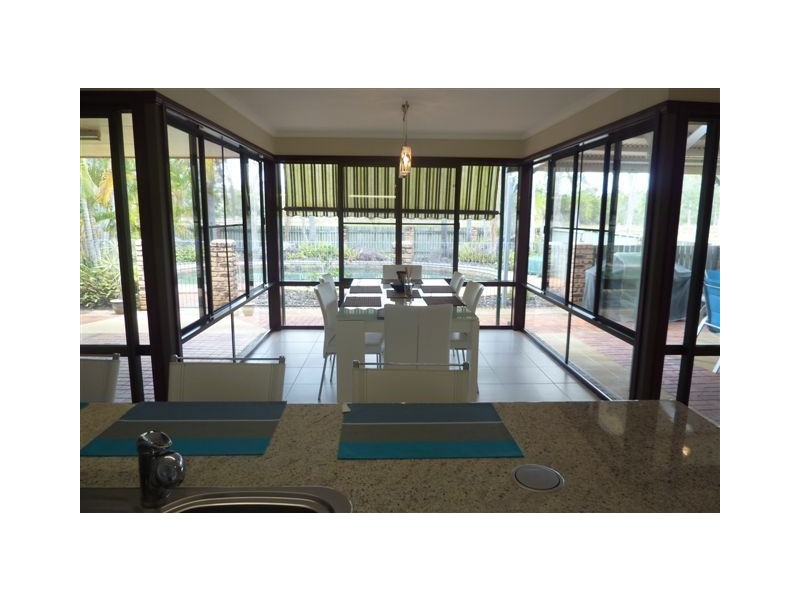 7 Sims Road North, Oakhurst QLD 4650