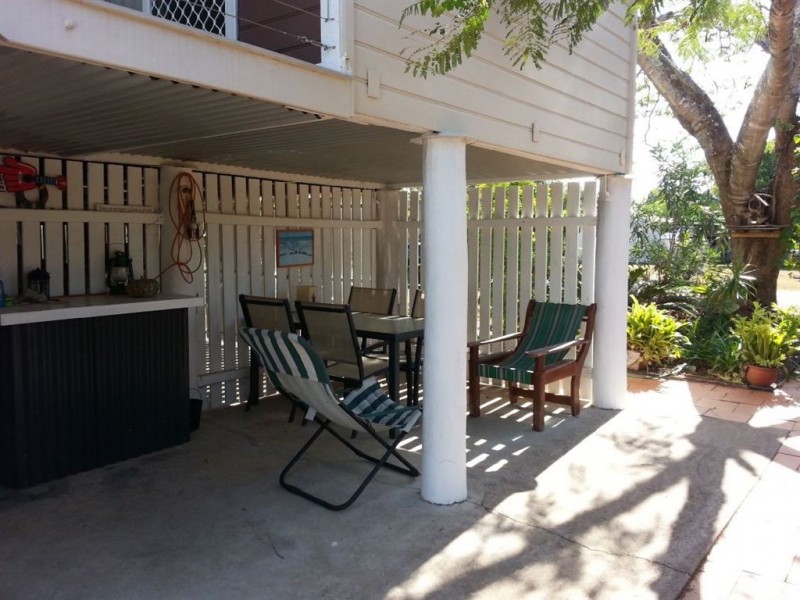 5 Oak Street, Boonooroo QLD 4650