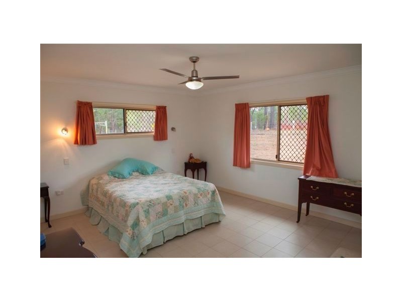 10 Coachmans Place, Maryborough West QLD 4650