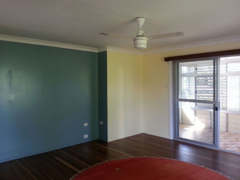 18 High St, Tinana QLD 4650