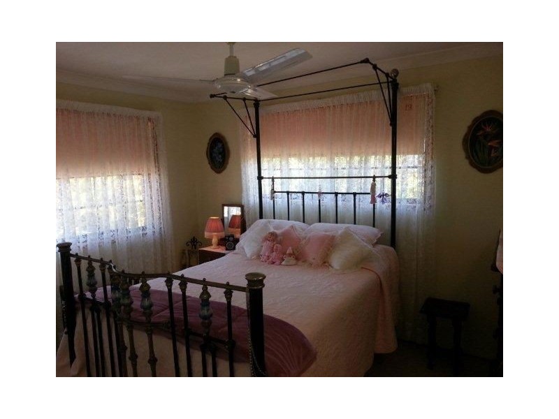 33 High Street, Tinana QLD 4650