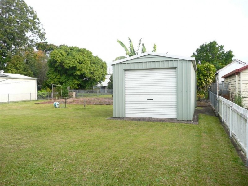 8 Mouquet Lane, Maryborough QLD 4650