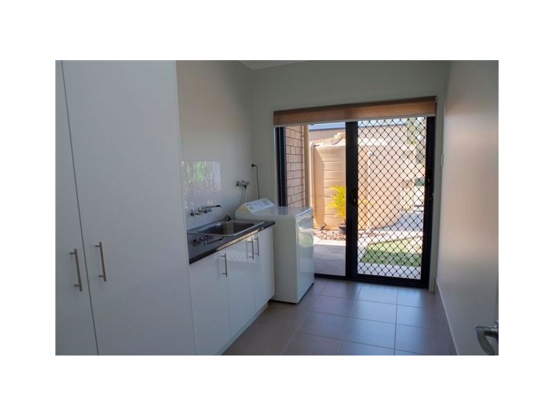 1 Jilgarree Place, Oakhurst QLD 4650