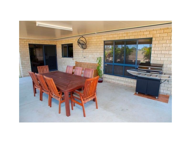 1 Jilgarree Place, Oakhurst QLD 4650