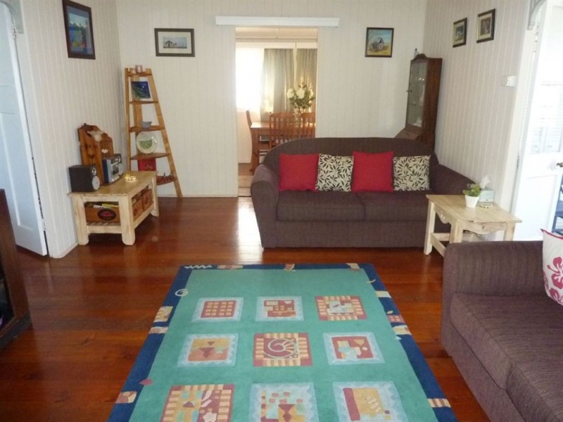 10 Demaine Street, Maryborough QLD 4650