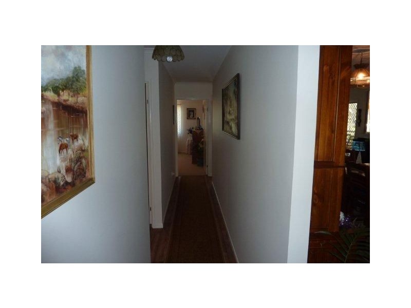 11 Herrenberg Street, Aldershot QLD 4650