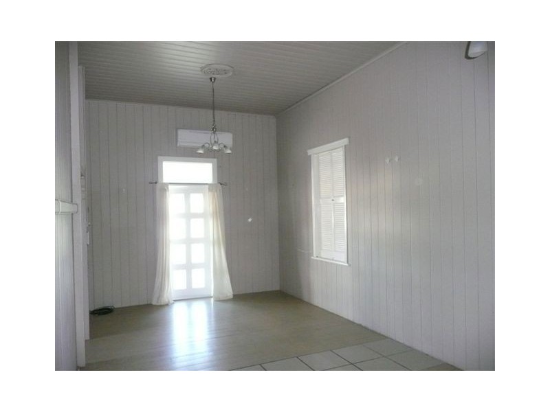 76 Tooley Street, Maryborough QLD 4650