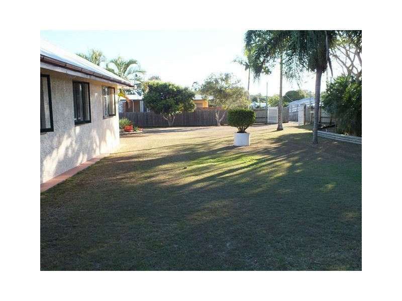 105 Russell Street, Maryborough QLD 4650
