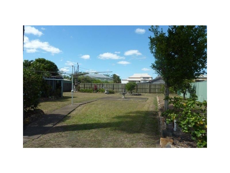 8 Garden Street, Maryborough QLD 4650