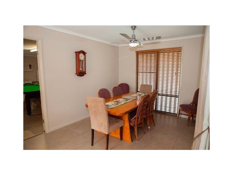 15 Lachlan Drive, Oakhurst QLD 4650