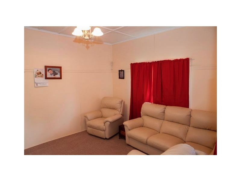 19 Pearson Street, Granville QLD 4650