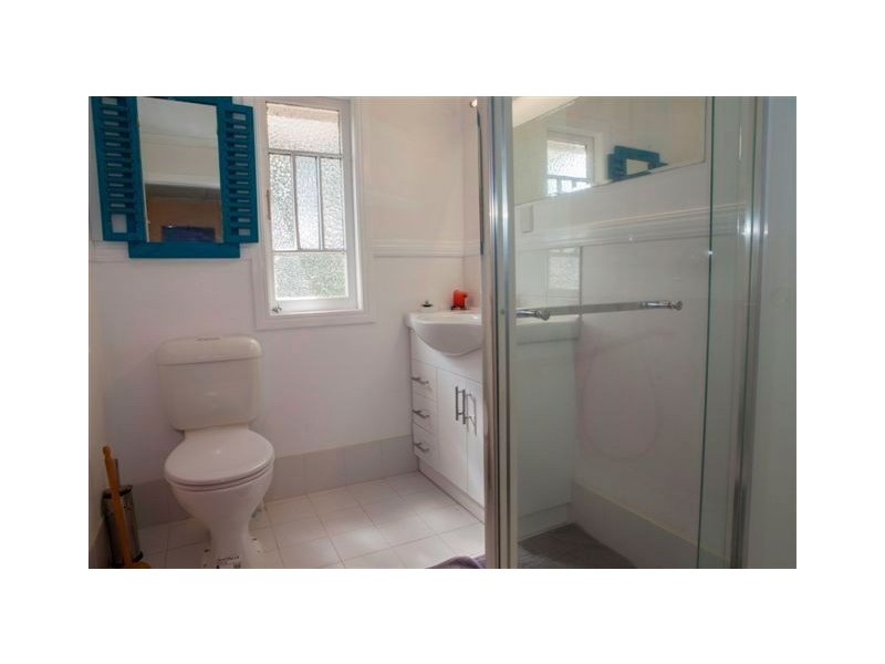 19 Pearson Street, Granville QLD 4650