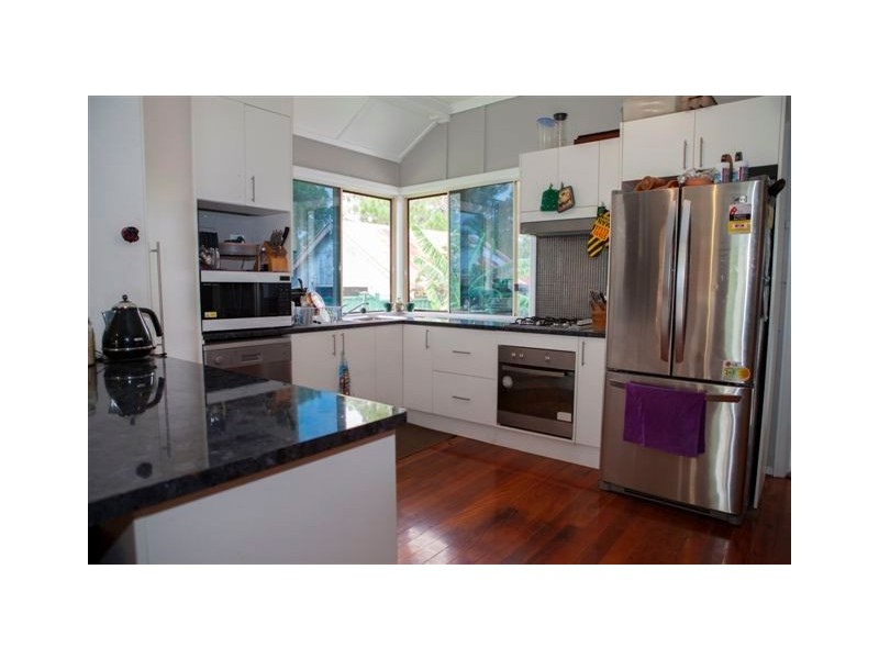 30 Rocky Street, Maryborough QLD 4650