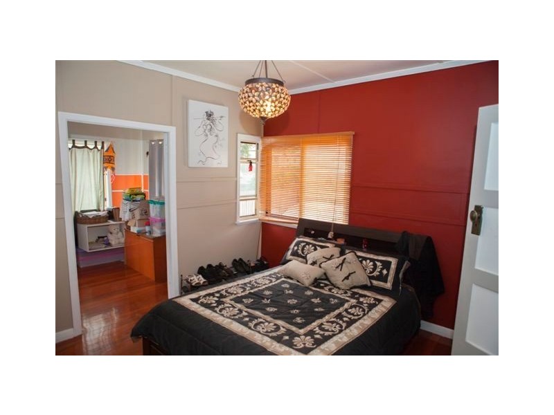 30 Rocky Street, Maryborough QLD 4650