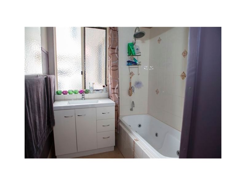 30 Rocky Street, Maryborough QLD 4650