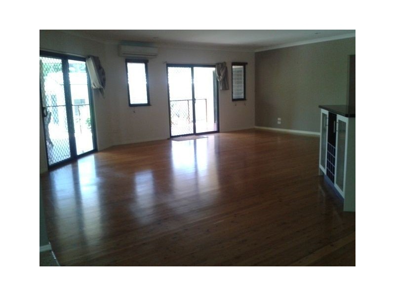 5 Sunset Court, Tinana QLD 4650