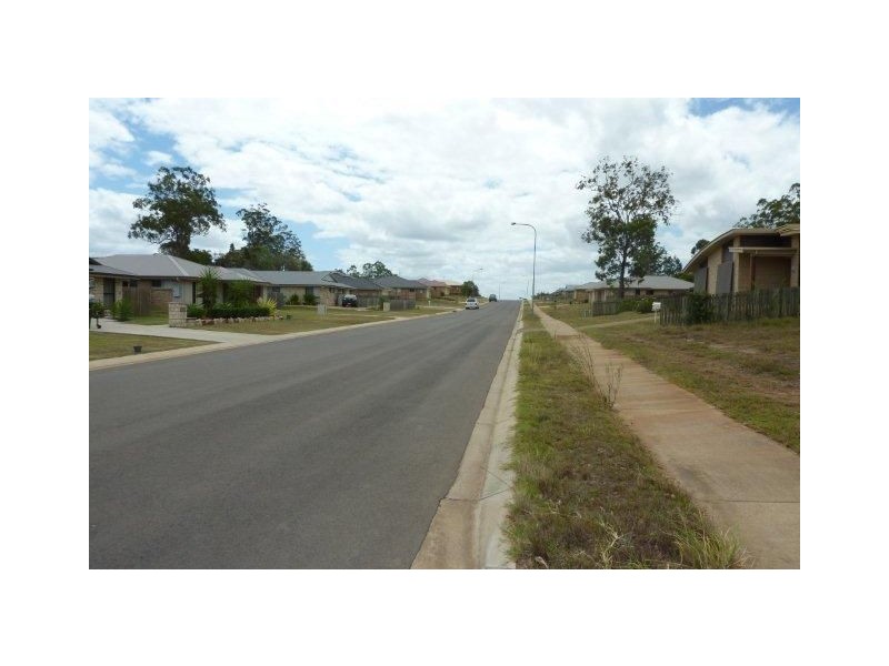 50 Cheyne Circuit, Tinana QLD 4650