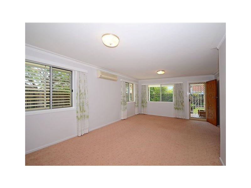 2 Aberdeen Ave, Maryborough QLD 4650