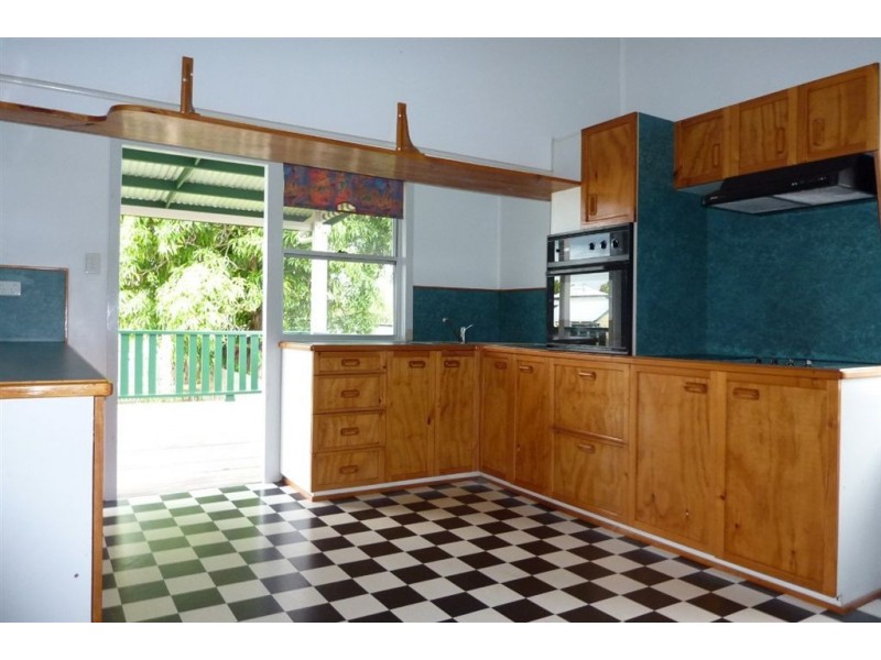 301 Albert Street, Maryborough QLD 4650