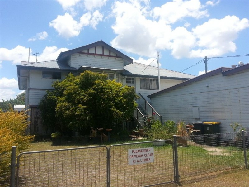 164 Ferry St, Maryborough QLD 4650