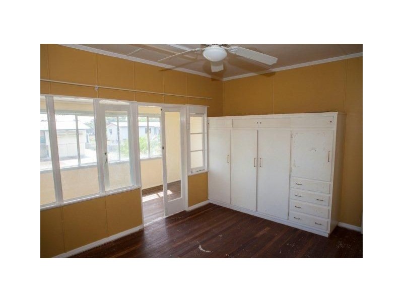 30 Richard Street, Maryborough QLD 4650