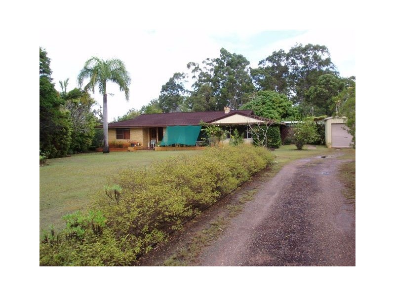 19 Pilerwa, Mungar QLD 4650