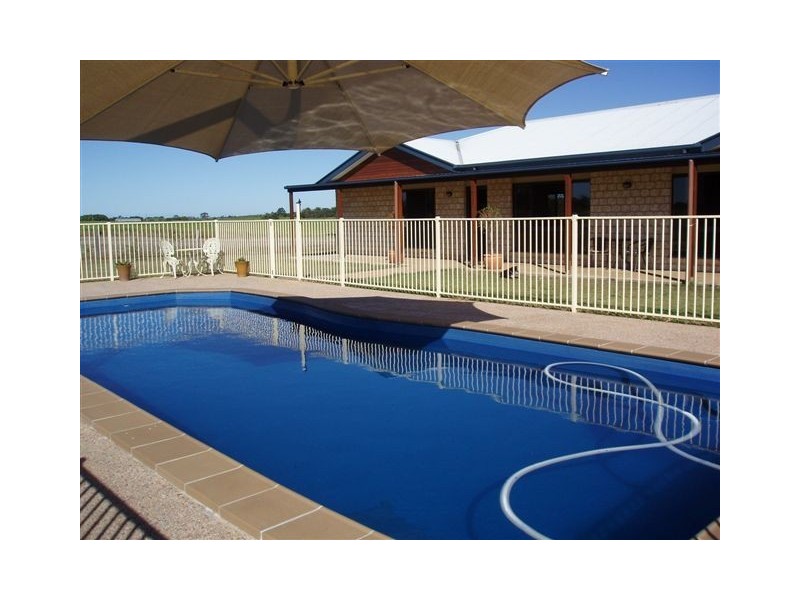 52 Three Mile Road East, Tinana QLD 4650