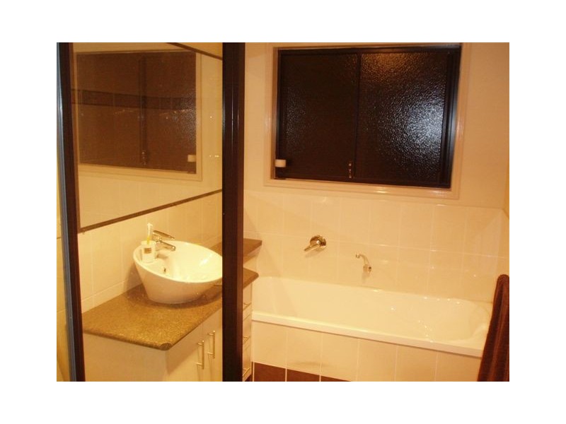 75 Barlow, Maryborough West QLD 4650