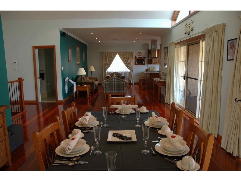 18 Barrack Circuit, Macquarie Links NSW 2565