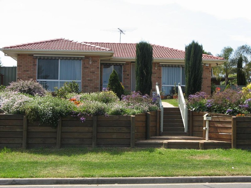 47 Ohlfsen Road, Minto NSW 2566