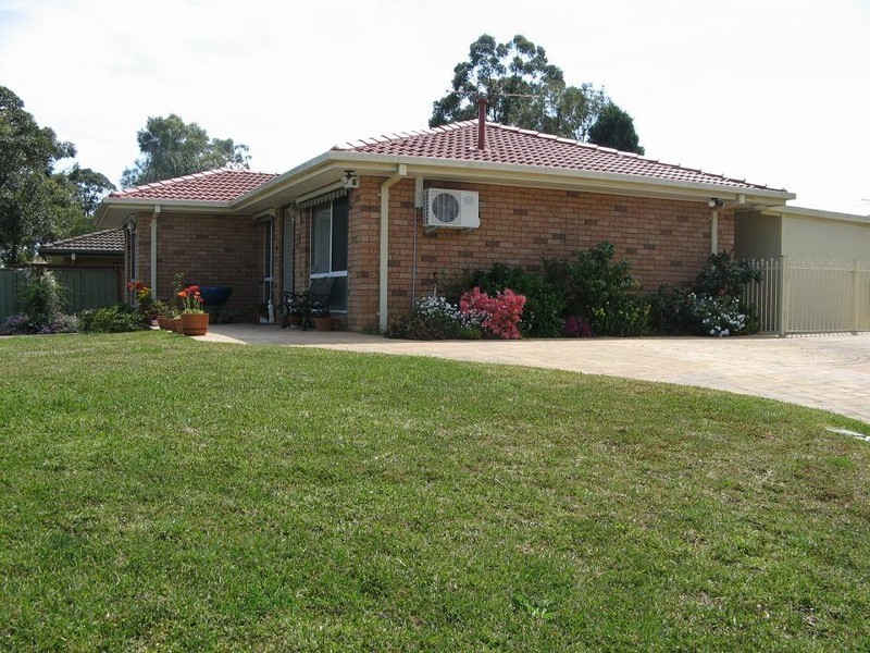 47 Ohlfsen Road, Minto NSW 2566