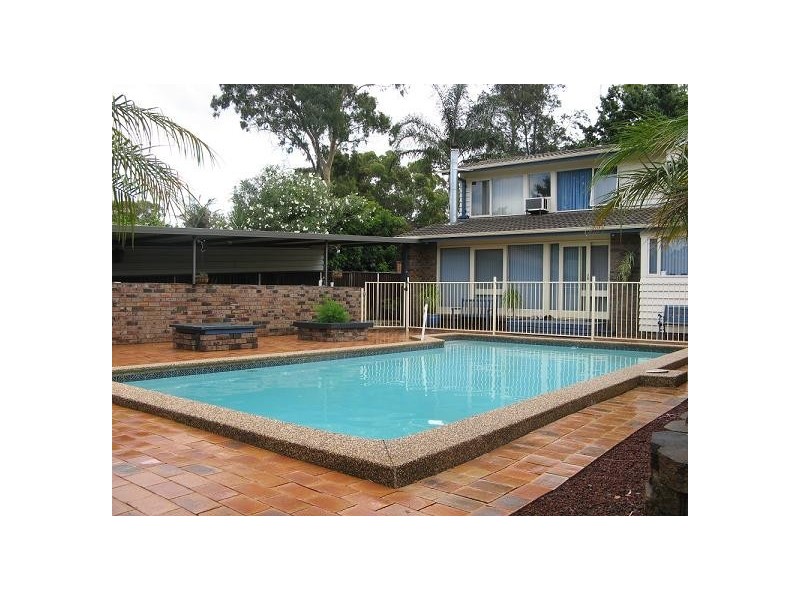 15 Myee Road, Macquarie Fields NSW 2564