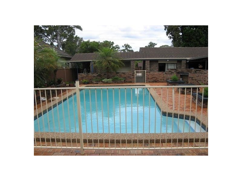15 Myee Road, Macquarie Fields NSW 2564