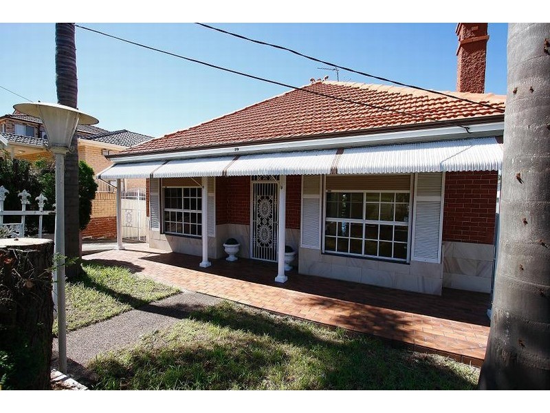 19 Beaconsfield Street, Bexley NSW 2207