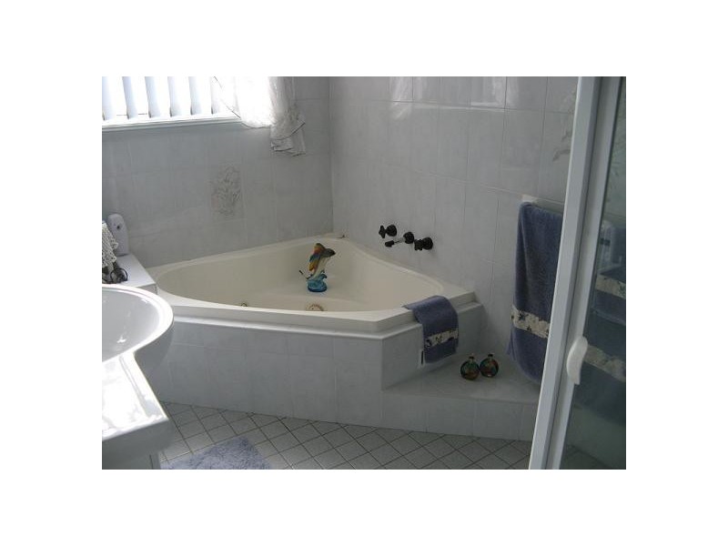 57 Central Park Drive, Bow Bowing NSW 2566