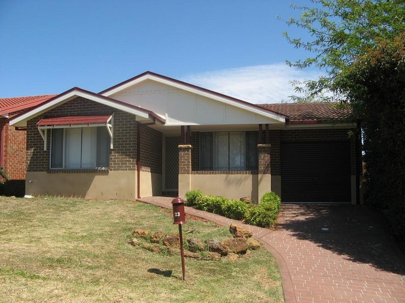 23 Buttercup Street, Macquarie Fields NSW 2564