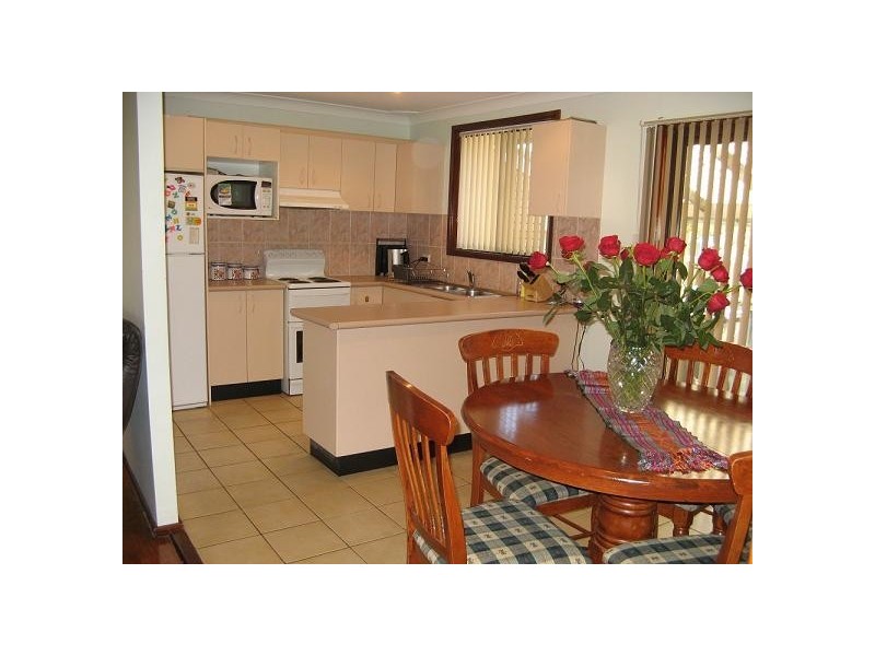 6/120 Oxford Road, Ingleburn NSW 2565