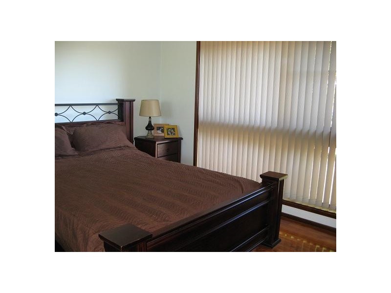 6/120 Oxford Road, Ingleburn NSW 2565