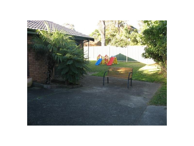 17 Radcliffe Street, Ingleburn NSW 2565