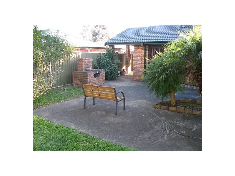 17 Radcliffe Street, Ingleburn NSW 2565