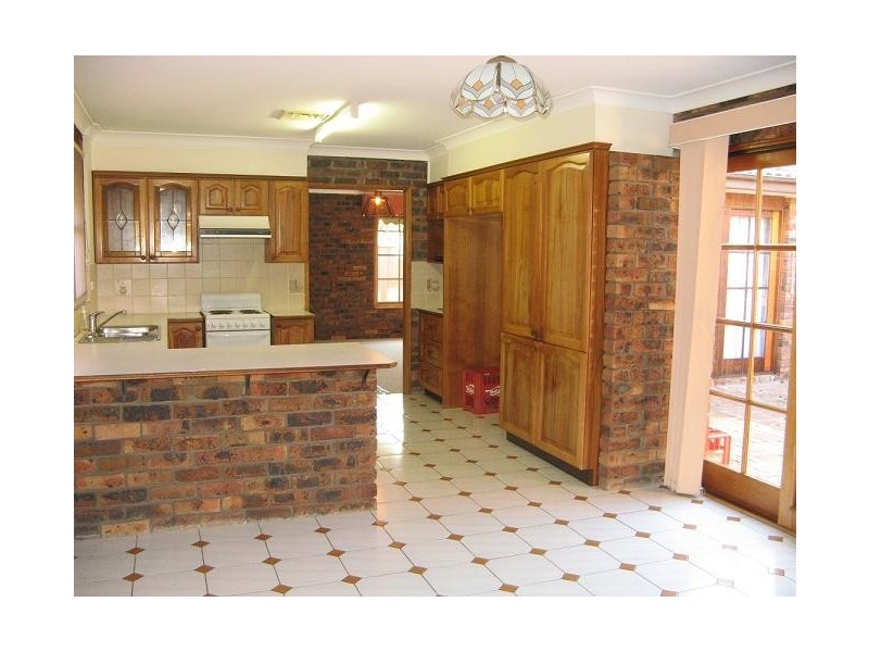 5 Brolga Place, Ingleburn NSW 2565