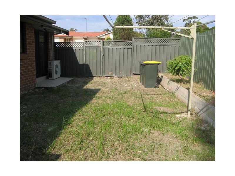 3/14 Mary Street, Macquarie Fields NSW 2564
