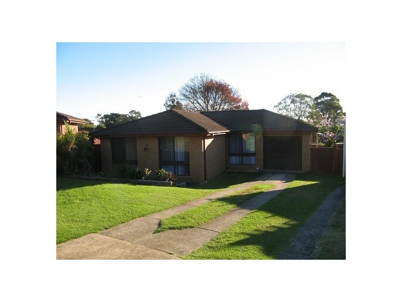 5 Allard Place, Ingleburn NSW 2565