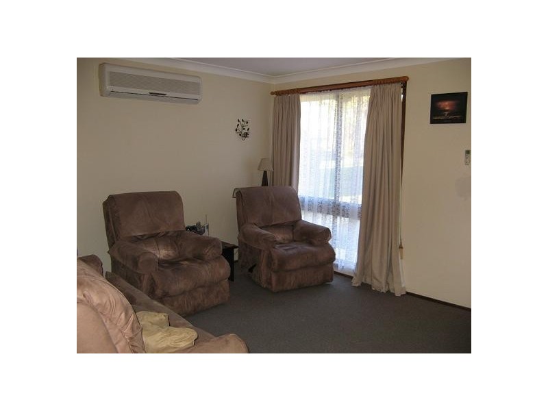 5 Allard Place, Ingleburn NSW 2565