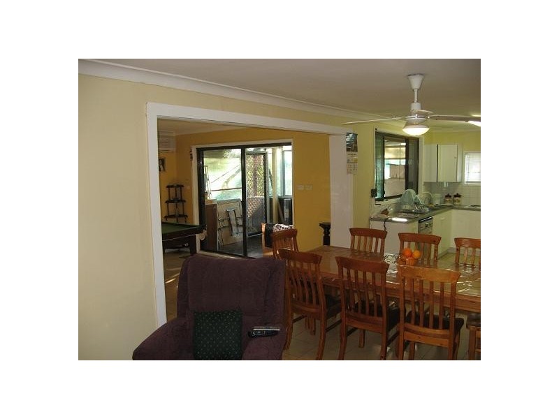 13 Kitava Place, Glenfield NSW 2167