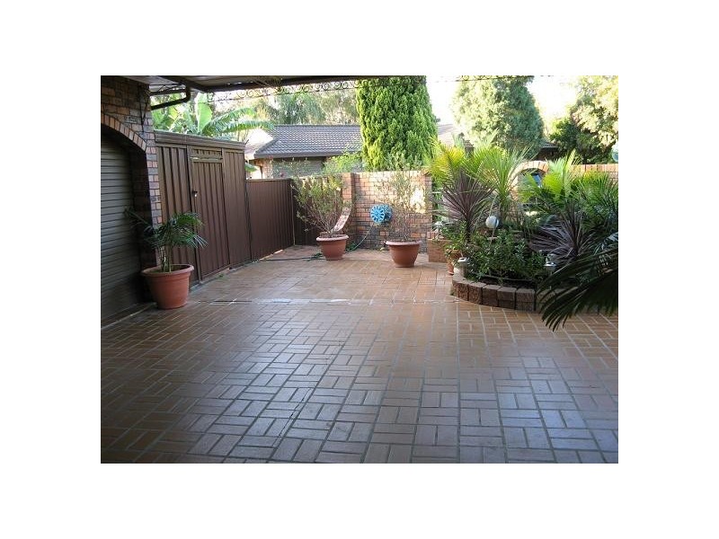 11 Jacana Place, Ingleburn NSW 2565